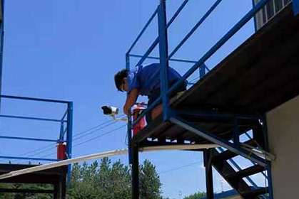 �O(ji��n)�ذ��b�г�ʹ�õęCе�O(sh��)���x��